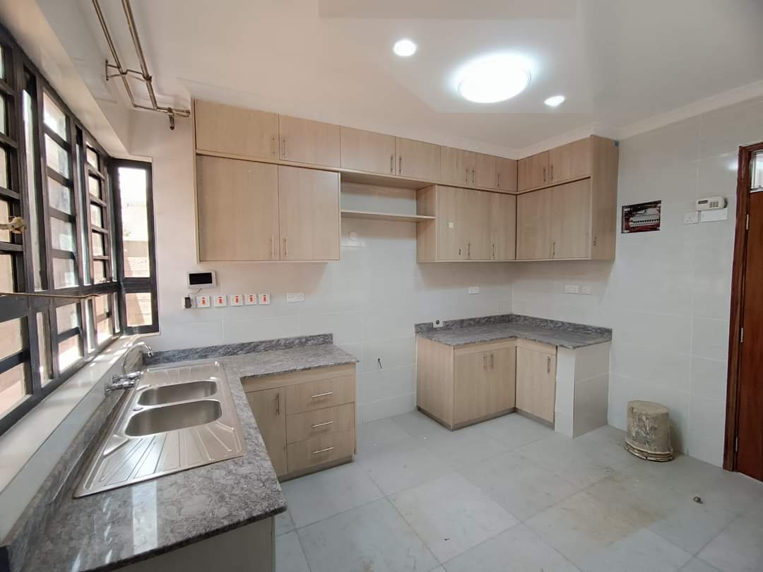 4-Bedroom+DSQ