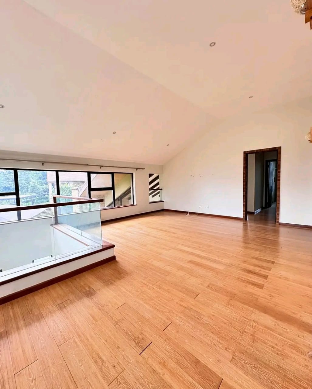4-Bedroom+DSQ