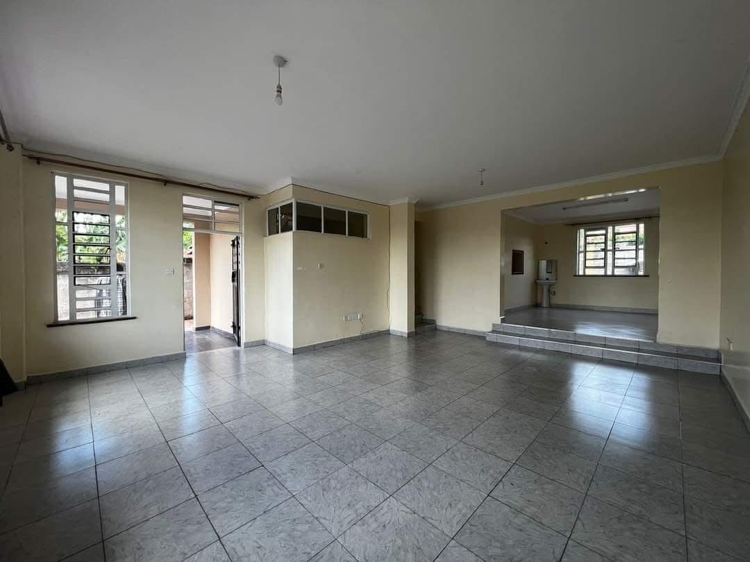 magnificent 4 bedroom house in Membley Estate