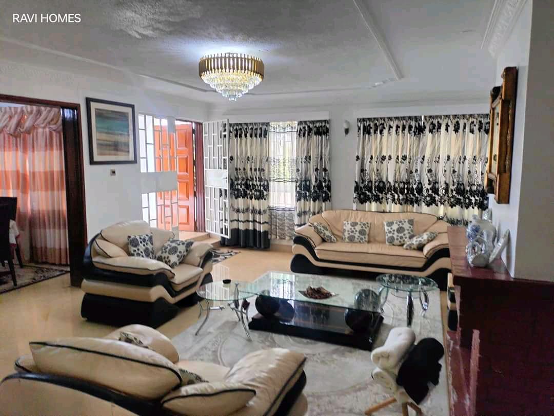 4-Bedroom+DSQ