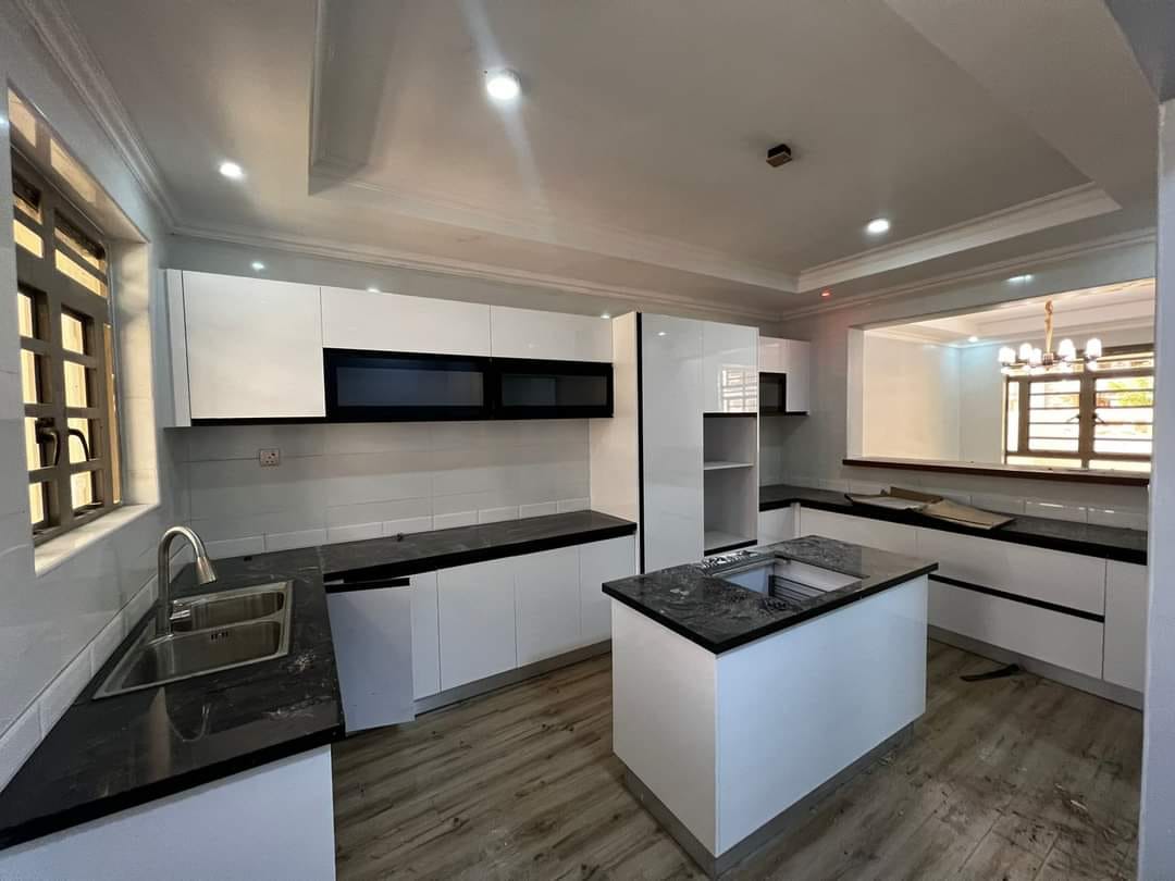 4-Bedroom+DSQ