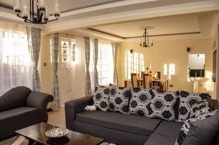 4-Bedroom+DSQ