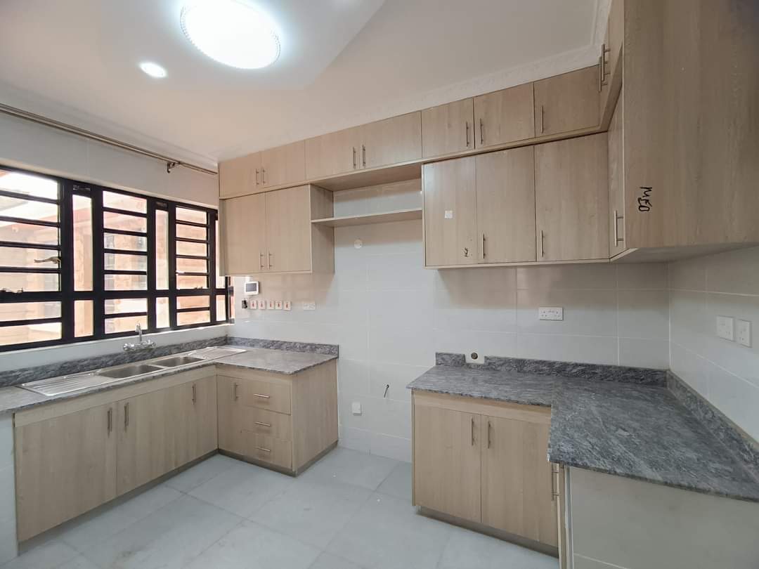 4-Bedroom+DSQ