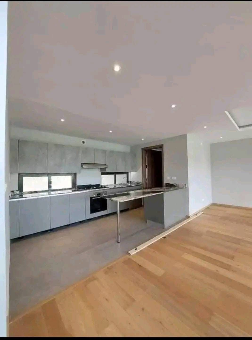 5 Bedroom Villa