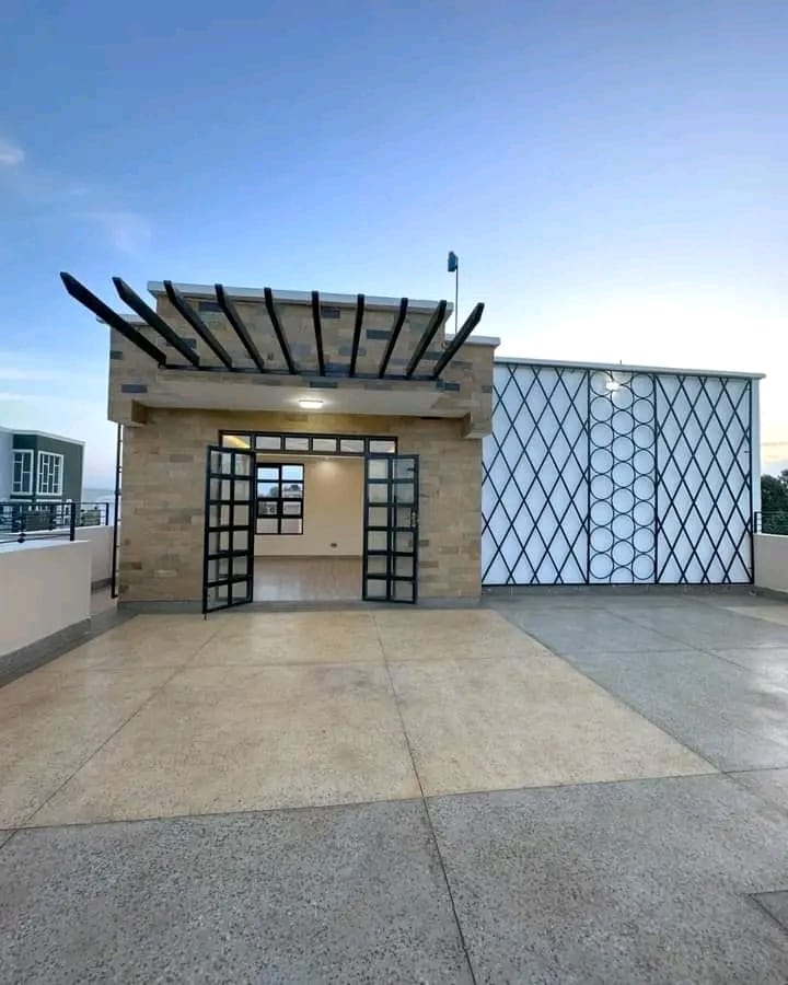 4-Bedroom+DSQ