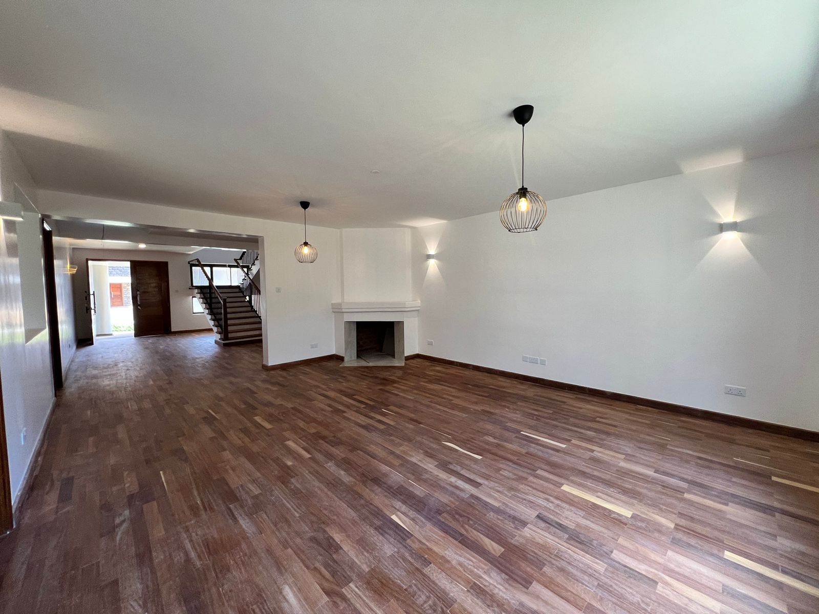 4-Bedroom+DSQ