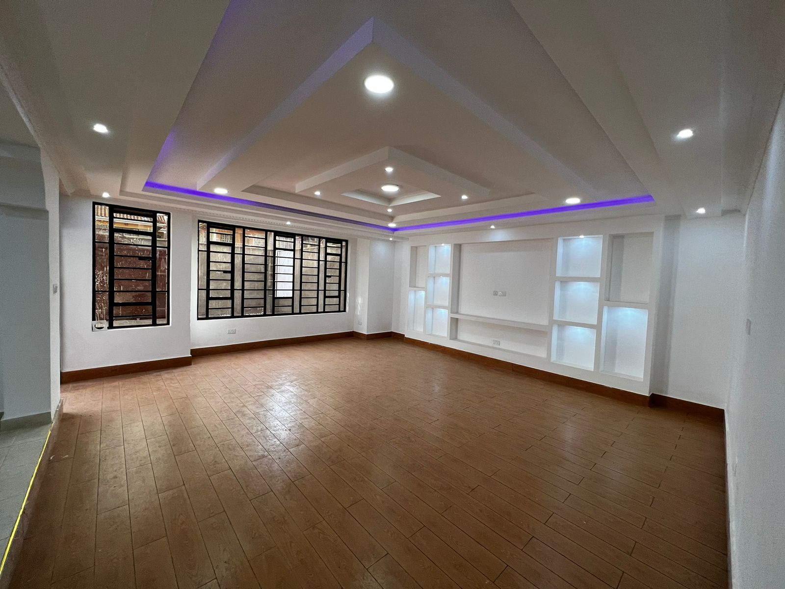 4-Bedroom+DSQ