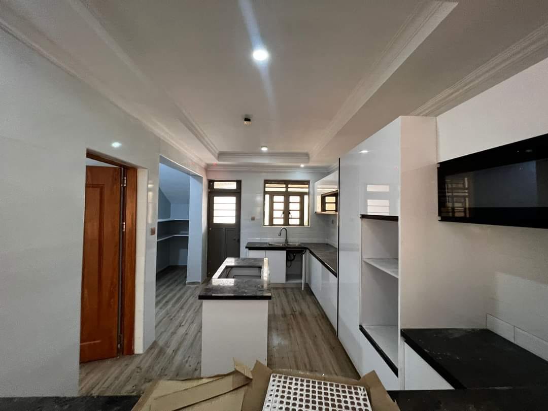 4-Bedroom+DSQ