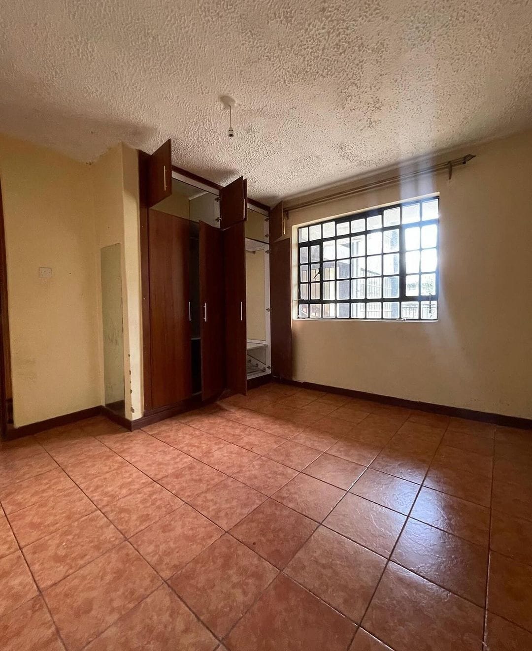2-Bedroom