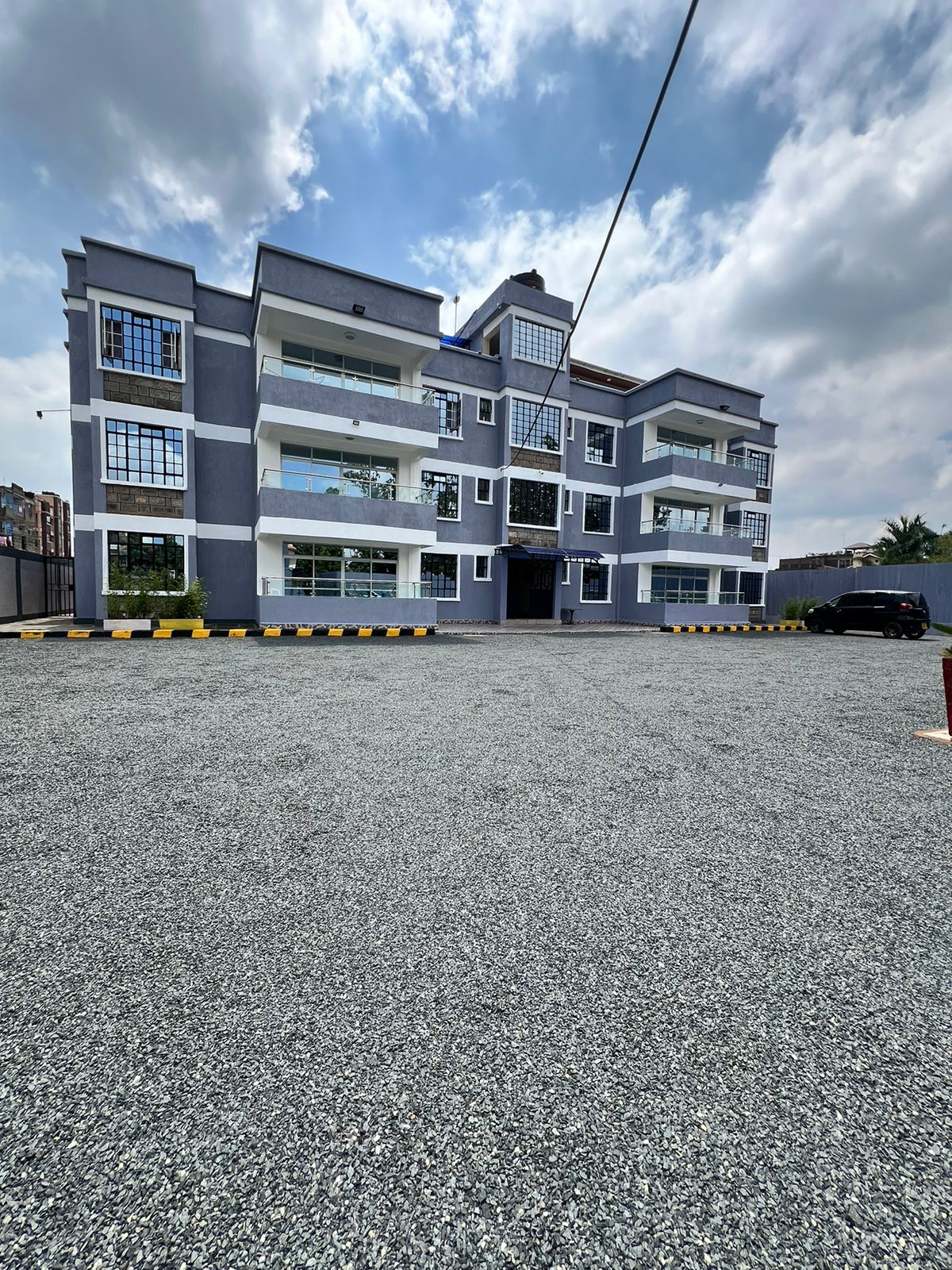 3-bedroom semi-Apartment