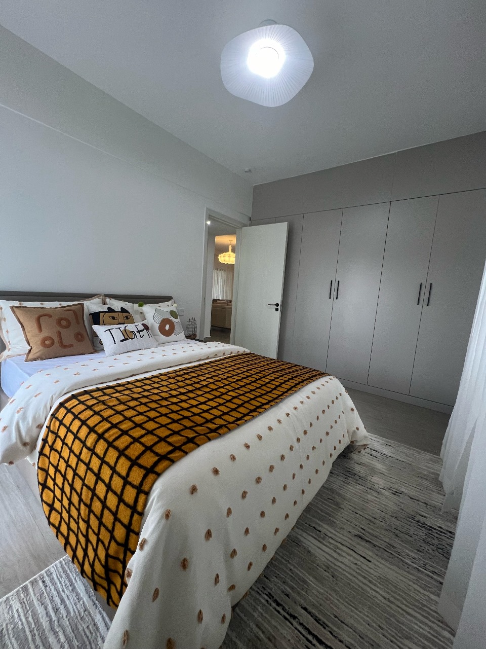1&2-Bedroom