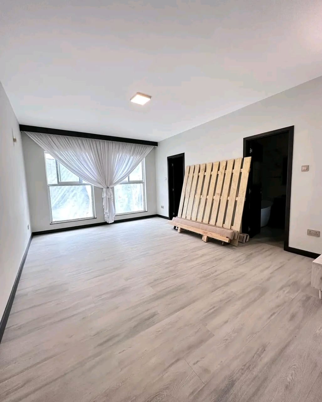 3-Bdroom+SQ