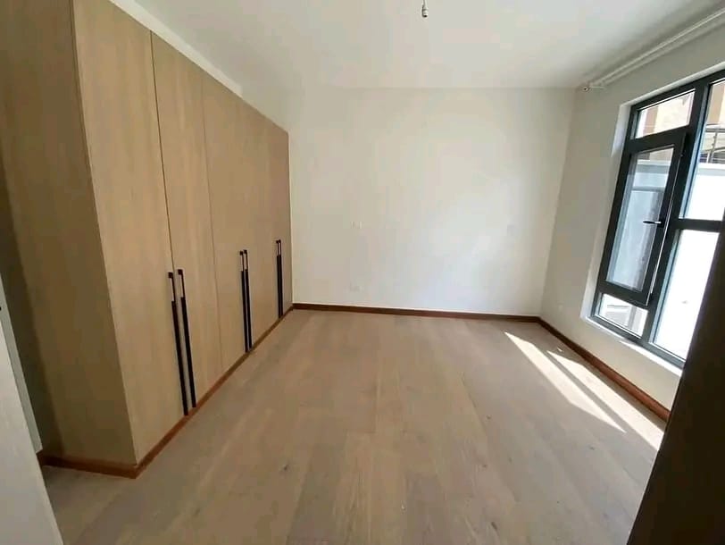 5-bedroom Townhouse+DSQ