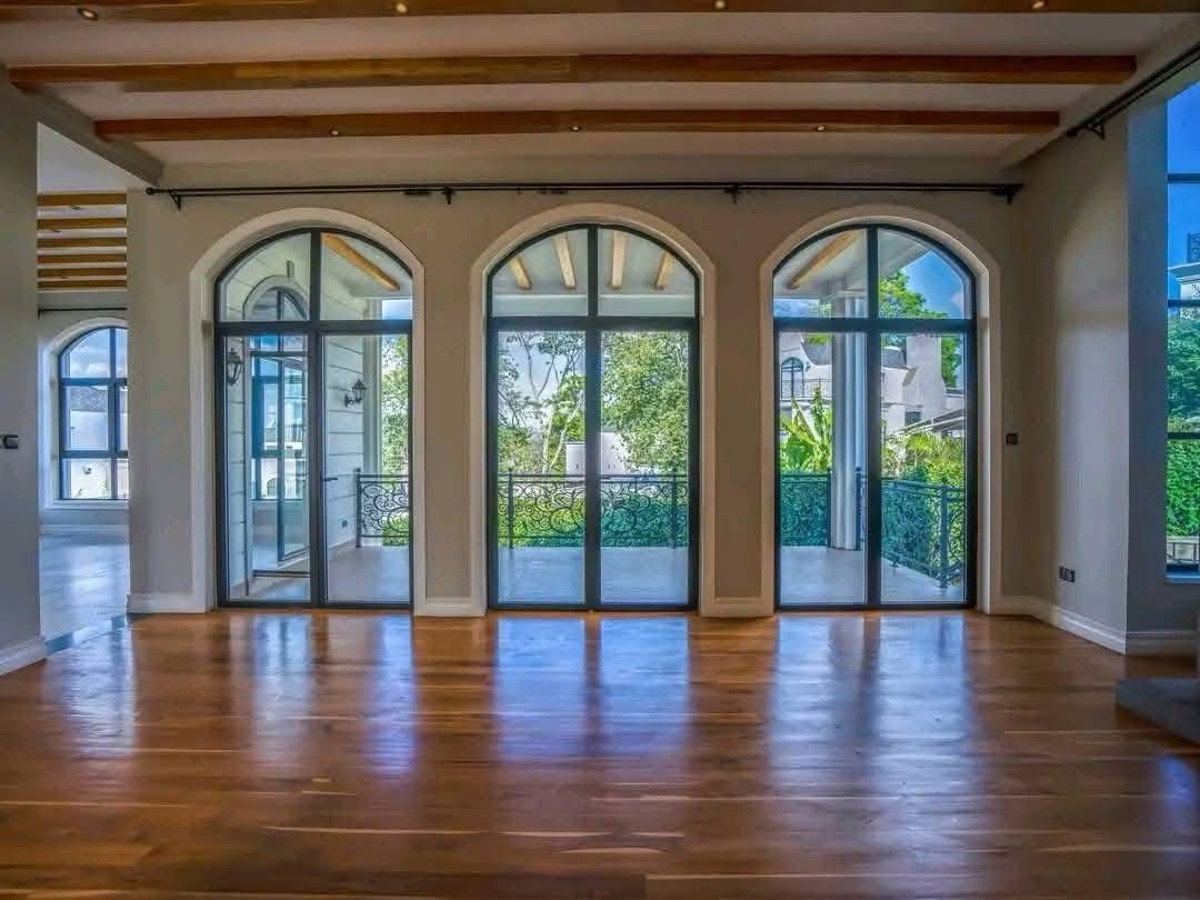 5 Bedroom and DSQ