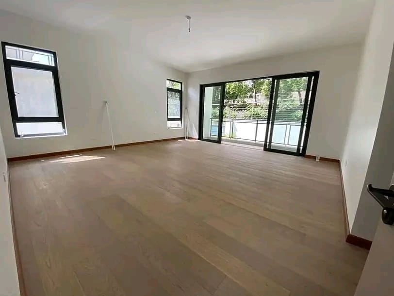 5-bedroom Townhouse+DSQ