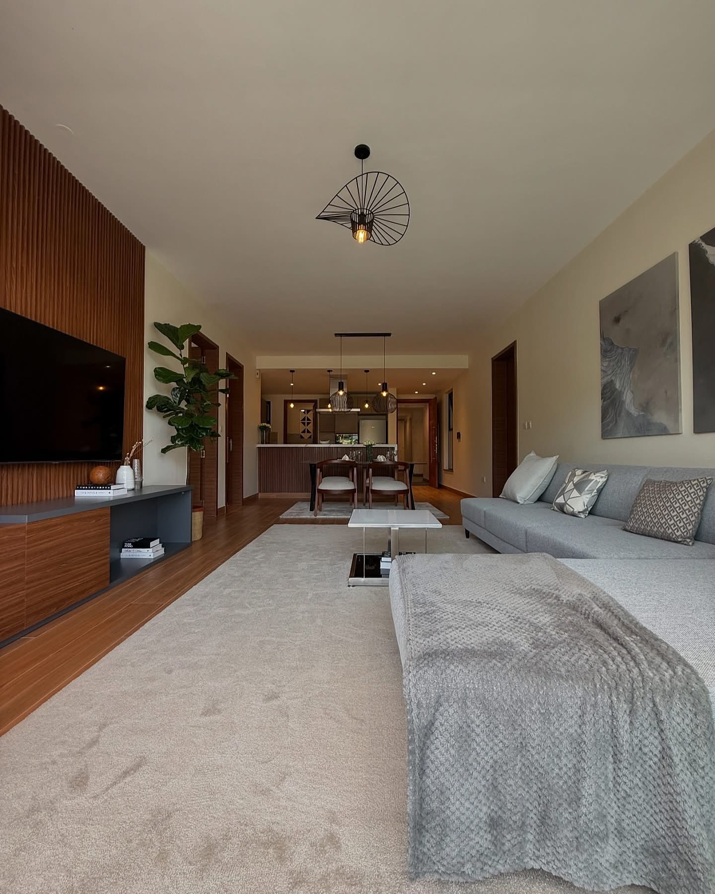 3 Bedroom Apartment plus DSQ