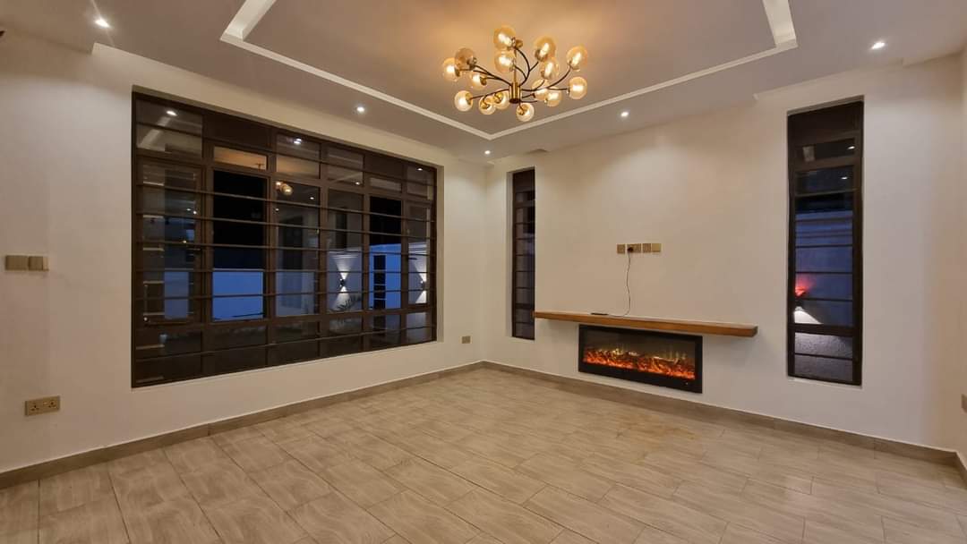 4-Bedroom+DSQ