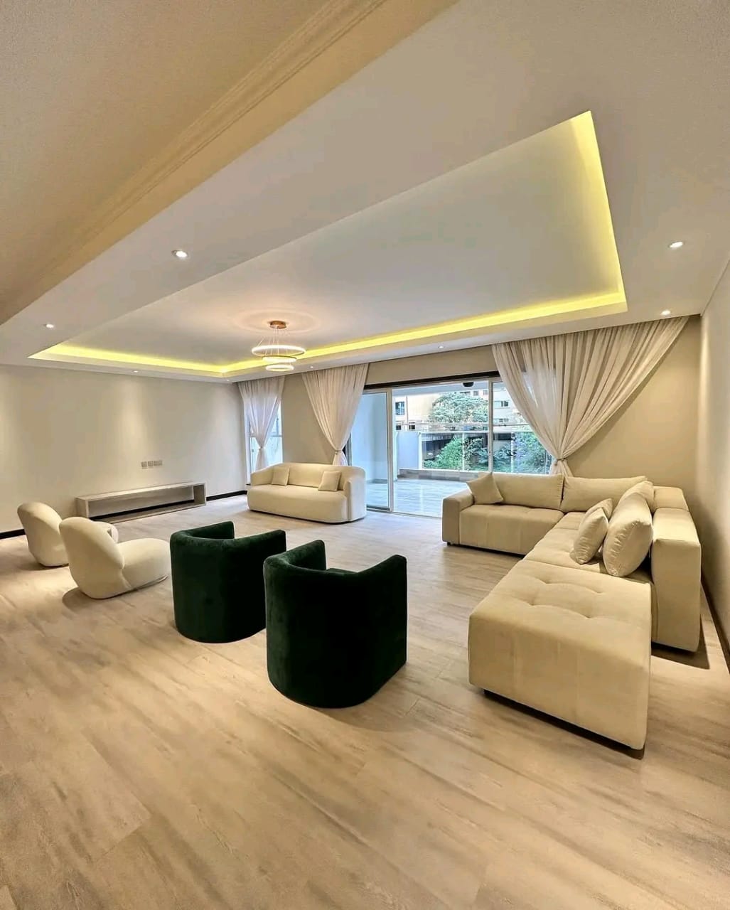 3-Bdroom+SQ