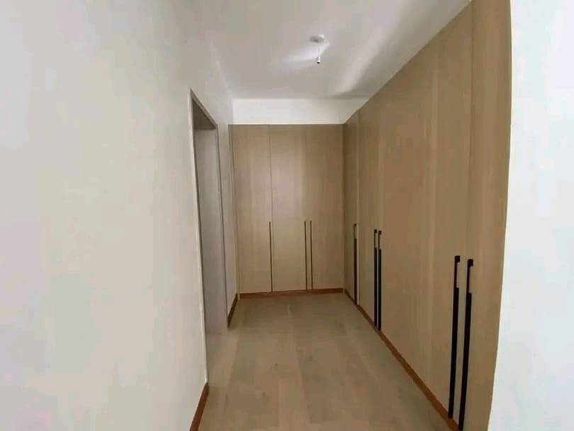 5-bedroom Townhouse+DSQ