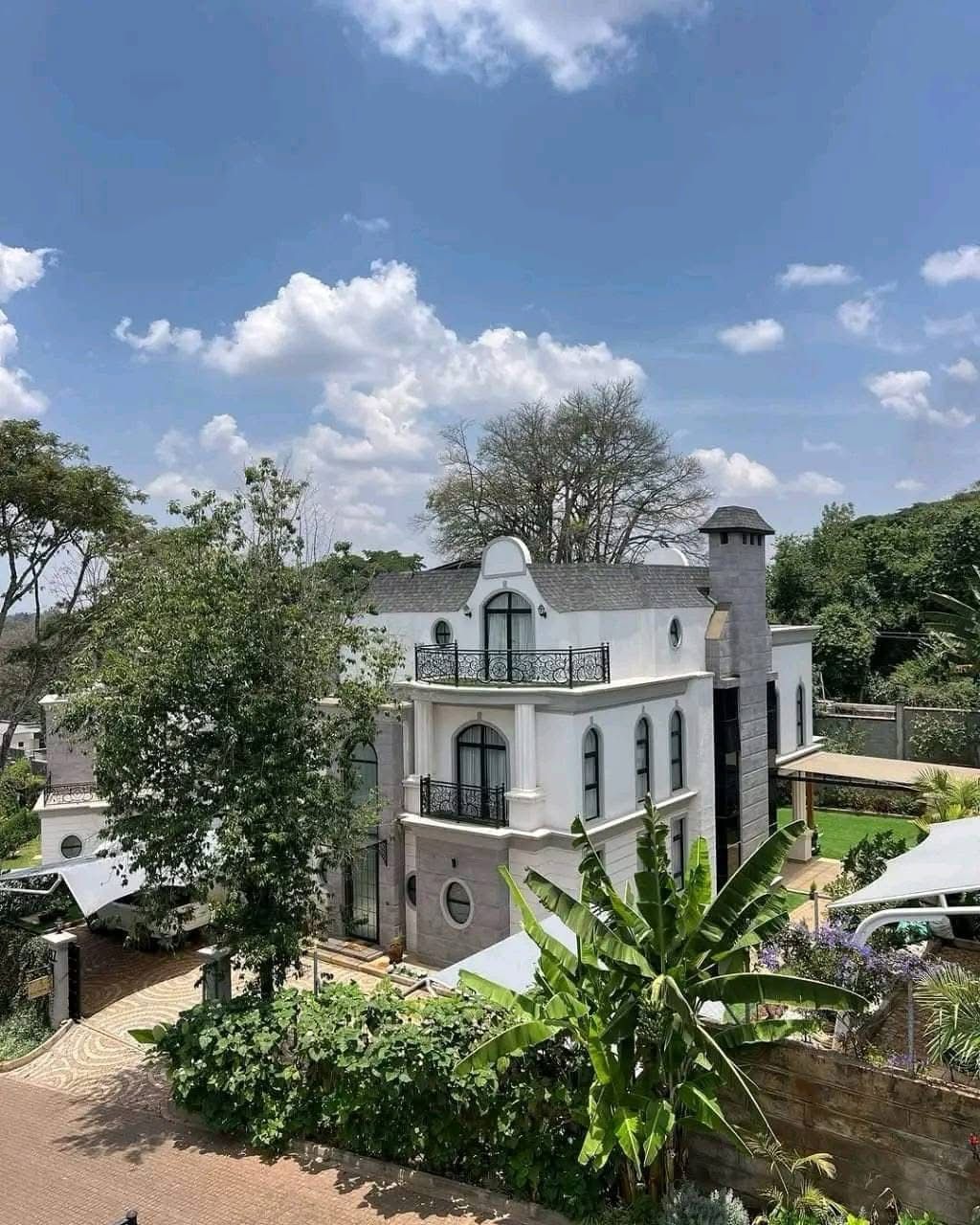 5 Bedroom and DSQ