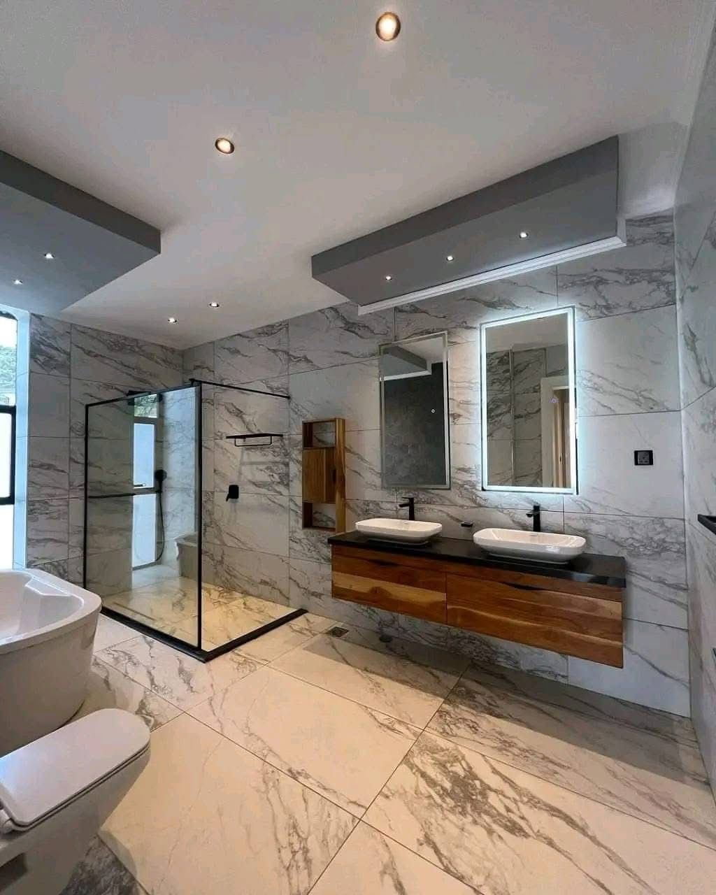 5 Bedroom and DSQ